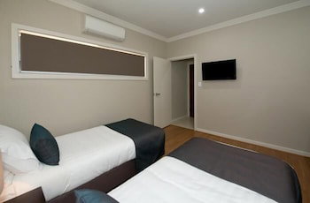 Renmark Holiday Apartments - Taree Accommodation 6