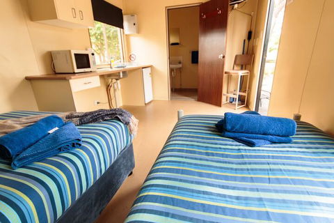 AAOK Jandowae Accommodation Park - Taree Accommodation 4