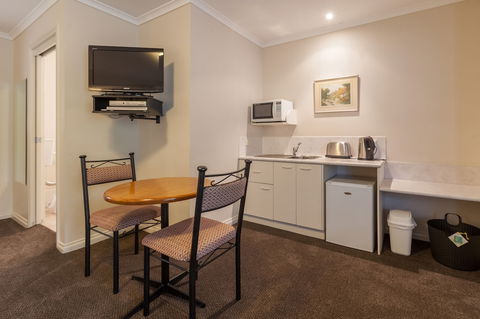 Yarra Gables - Taree Accommodation 4