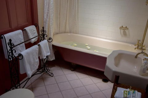 Maddies Of Bolwarra - Taree Accommodation 4