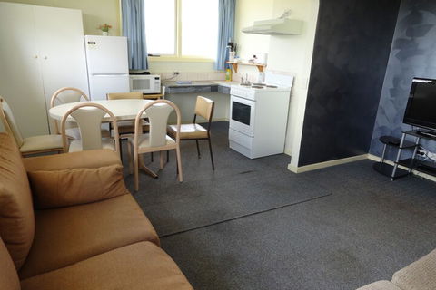High View Family Cottages - Taree Accommodation 6