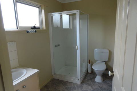 High View Family Cottages - Taree Accommodation 1