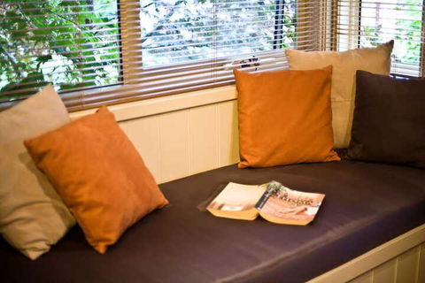Autumn Abode Cottages Two - Taree Accommodation 3