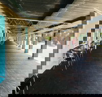 Motel Holliday Kingaroy - Taree Accommodation