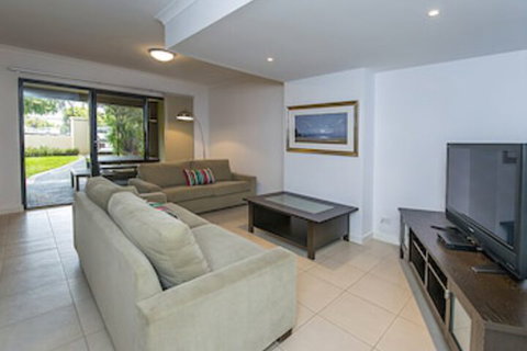 Yallingup Beach Resort - Taree Accommodation 6