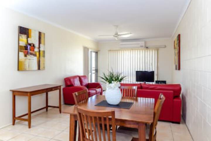 West Gladstone QLD Taree Accommodation