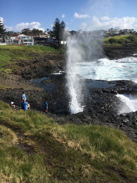 Sea Whispers - Taree Accommodation 5