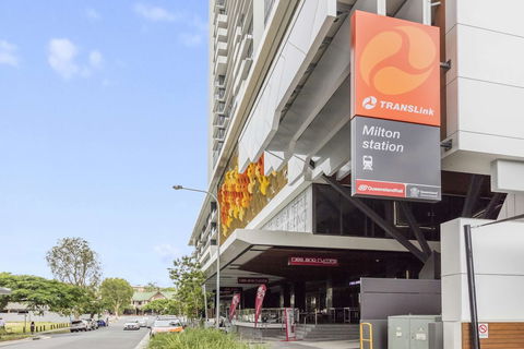 The Milton Brisbane - Taree Accommodation 3