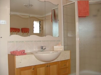 Hillview Cottages - Taree Accommodation 4