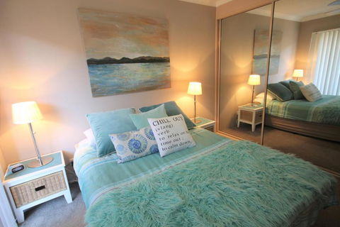 CHILL OUT LAKESIDE At FORSTER - Taree Accommodation 4