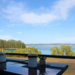CHILL OUT LAKESIDE At FORSTER - Taree Accommodation 0