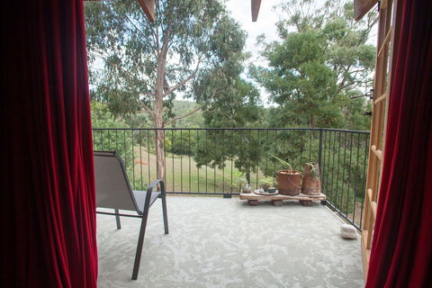 La Boheme Villa - Taree Accommodation 5