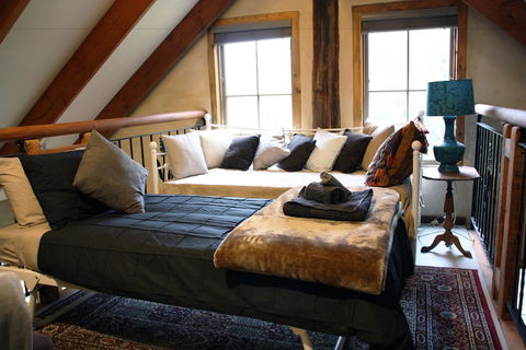 La Boheme Villa - Taree Accommodation 1