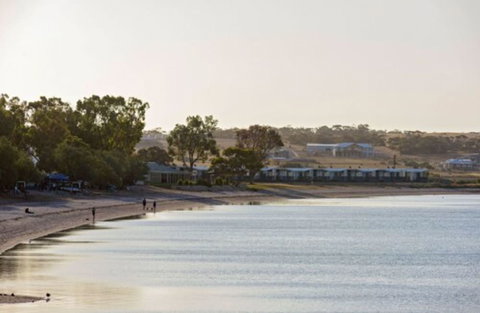 Discovery Parks - Streaky Bay Foreshore - Taree Accommodation 2