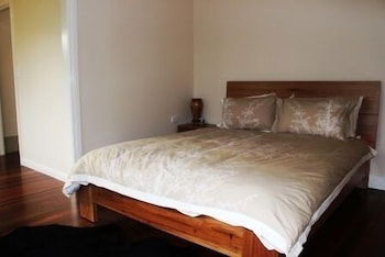 Flame Hill Vineyard - Taree Accommodation 2