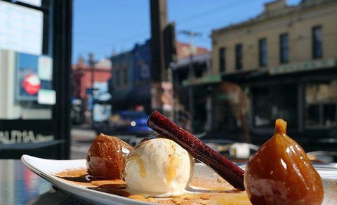 Alpha Ouzeri - Taree Accommodation 18