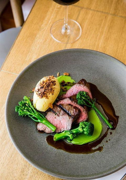 Asian Bay - Taree Accommodation 10