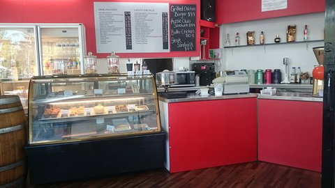 Latte On Hutt - Taree Accommodation 0