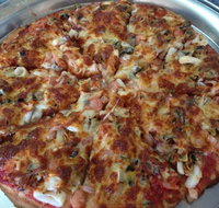 Lakes Pizza  Fish 'n' Chips - Taree Accommodation