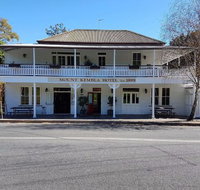 Mt Kembla Village Hotel - Taree Accommodation