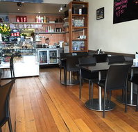 Essence Cafe - Taree Accommodation