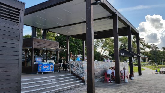 Toronto NSW Taree Accommodation