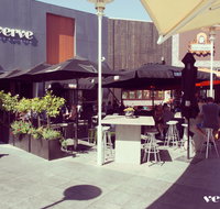 Verve Bar  Kitchen - Taree Accommodation
