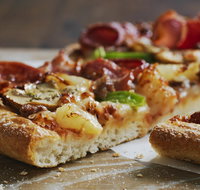 Domino's - Mill Park - Taree Accommodation