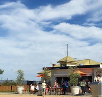 Floating Dragon - Taree Accommodation