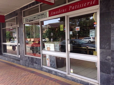 Amadeus Cafe Patisserie - Taree Accommodation 0