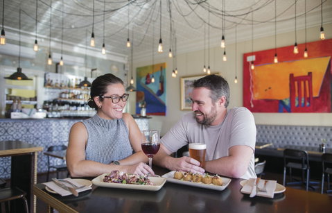 Eltons Eating + Drinking - Taree Accommodation 0