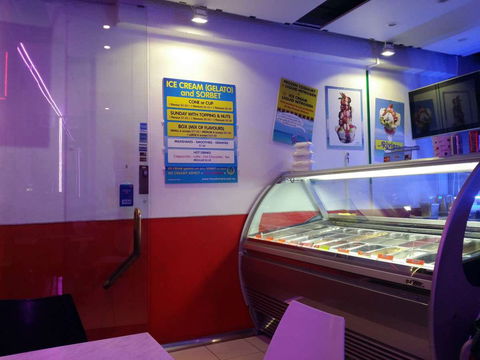 French Riviera - Taree Accommodation 0