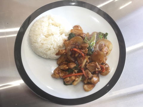 Angela's Kitchen Chinese Restaurant - Taree Accommodation 0