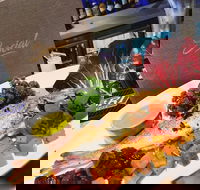 Social Dining - Taree Accommodation