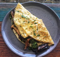 Meni Cafe - Taree Accommodation