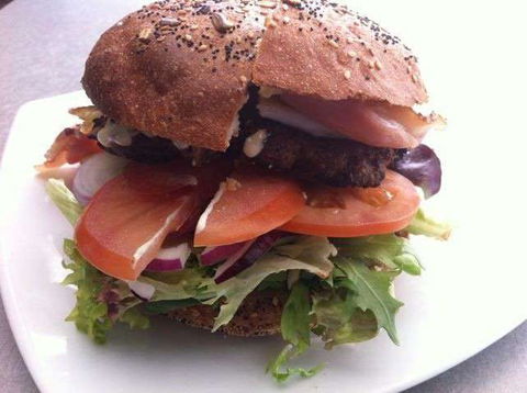 M&M Burger Bar And Take Away - Taree Accommodation 0