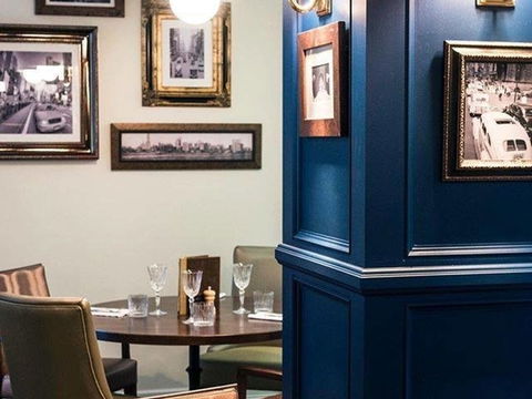 Mr G's - Taree Accommodation 1