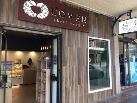 L'Oven Craft Bakery - Ashfield - Taree Accommodation 0