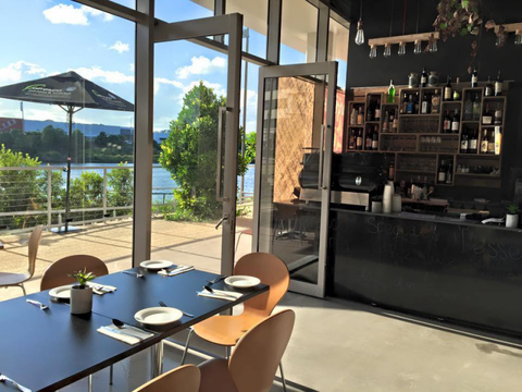 Alfresco Pizzeria & Wine Bar - Taree Accommodation 3