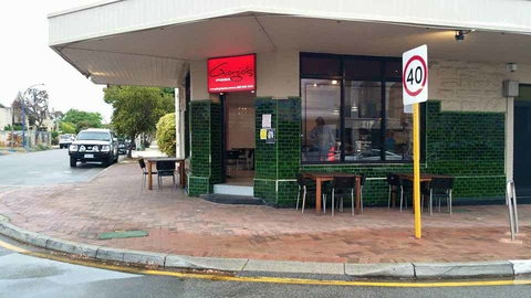 Giorgio's Pizza - Taree Accommodation 0
