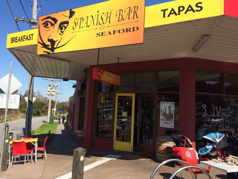 Spanish Bar - Taree Accommodation 0