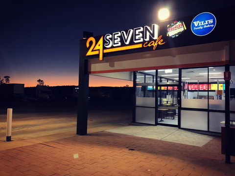 24 Seven Cafe - Taree Accommodation 0