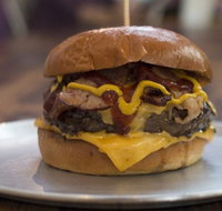 Burgerlove - Broadmeadows - Taree Accommodation