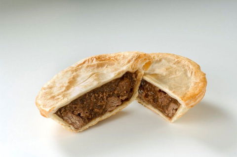 Oliver's Pies - Taree Accommodation 0