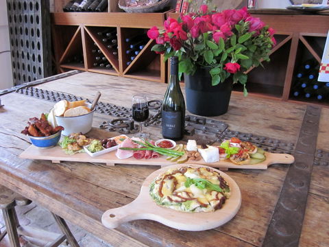 Leura Park Estate - Taree Accommodation 2