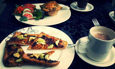Artee Cafe - Taree Accommodation 0