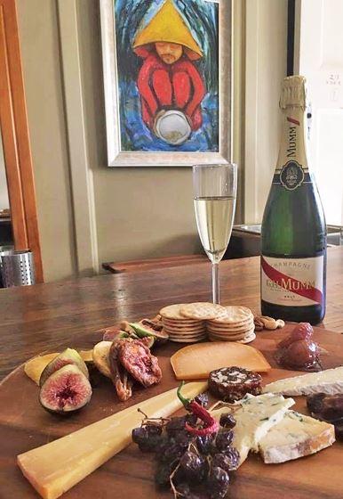 Mischief And Mayhem Wine Lounge - Taree Accommodation 3