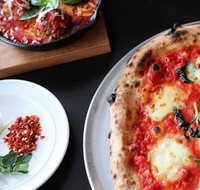 Francies Pizzeria - Taree Accommodation