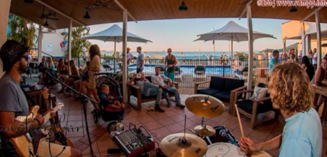 Anchor Bar - Taree Accommodation 1