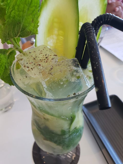 Edgewater Dining & Lounge - Taree Accommodation 5